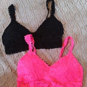 Set of 2 No Boundaries Brallettes. Pink and Black. Size Large